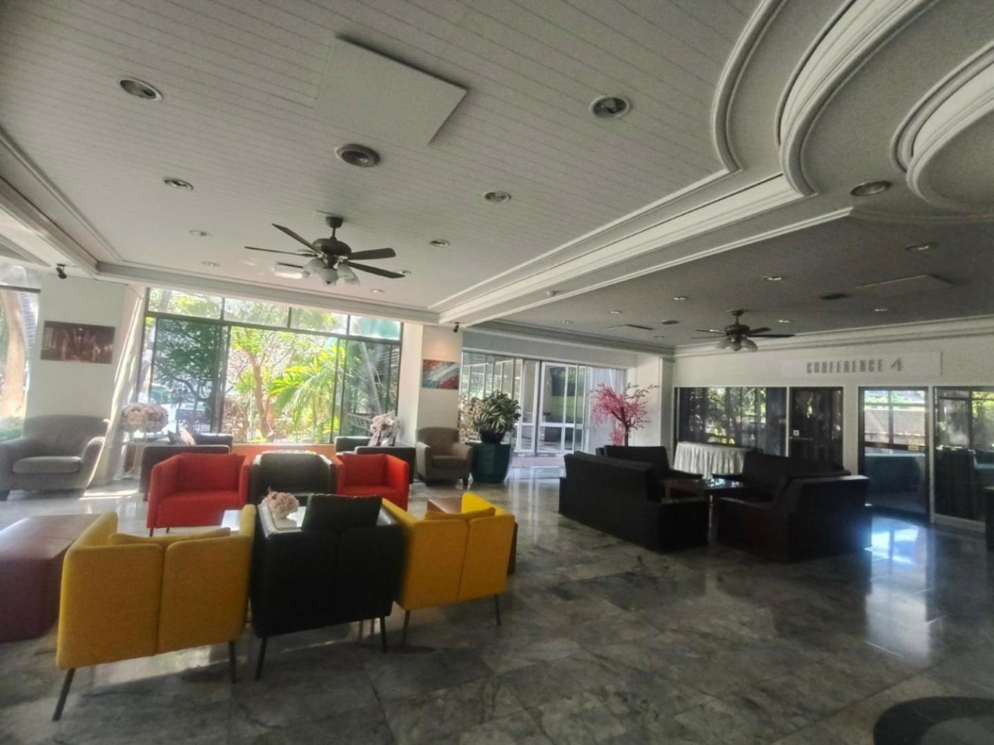 First Pacific Cirrus Pattaya Exterior foto